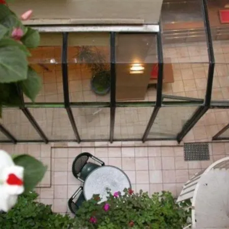 Timhotel Le Louvre 
